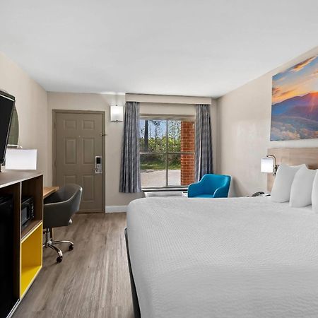 Days Inn By Wyndham Petersburg/South Fort Lee Εξωτερικό φωτογραφία