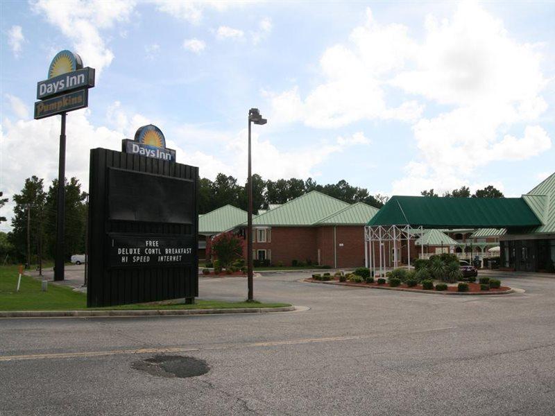 Days Inn By Wyndham Petersburg/South Fort Lee Εξωτερικό φωτογραφία
