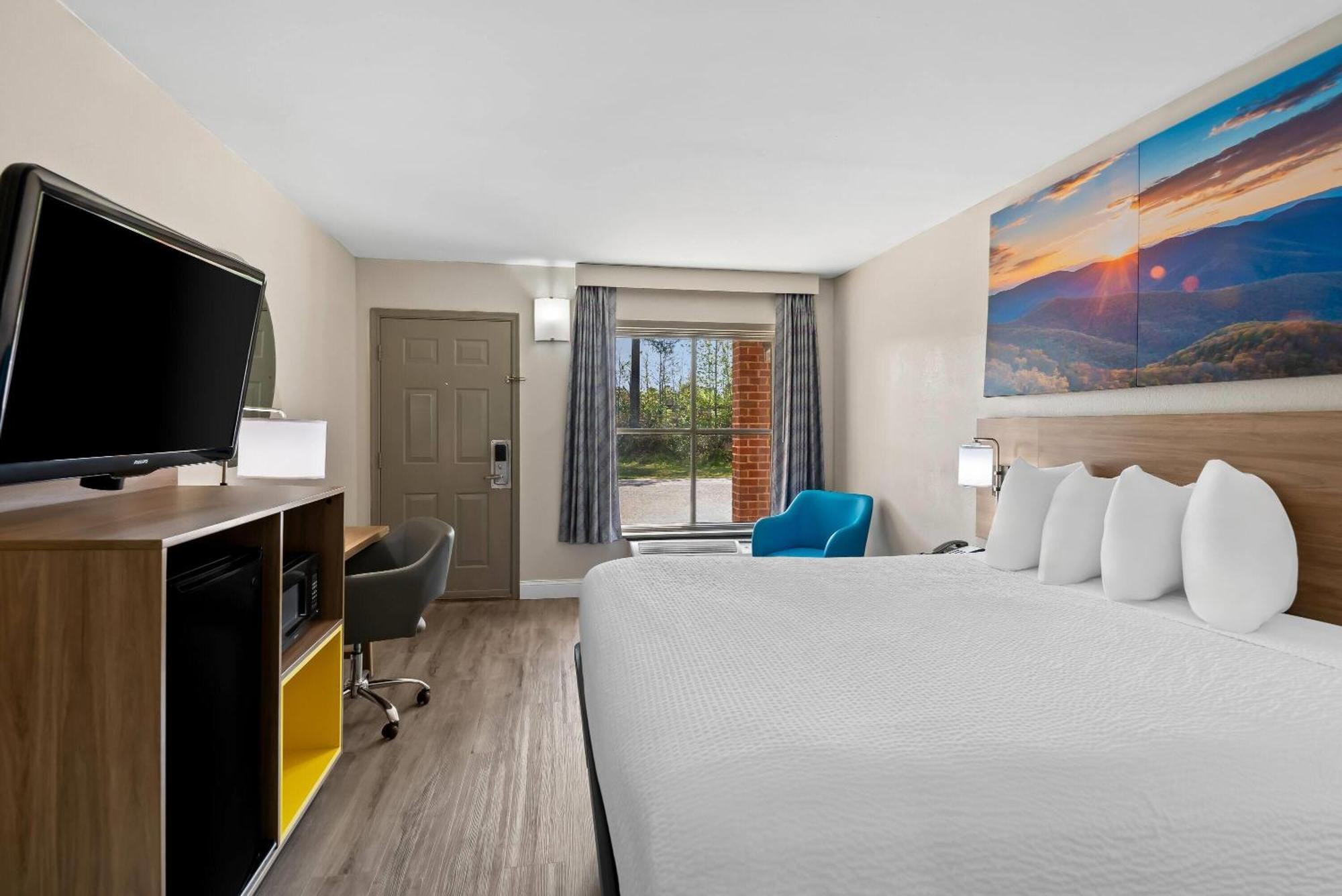 Days Inn By Wyndham Petersburg/South Fort Lee Εξωτερικό φωτογραφία